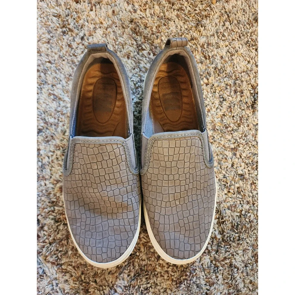 Sperry Crest Vibe Grey Croc Embossed Suede Slip On Sneakers STS86927 Womens 6
